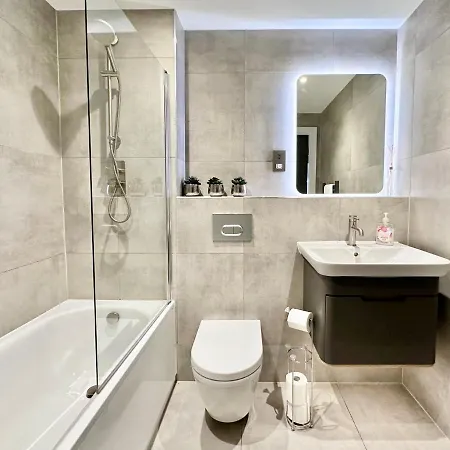Icona Luxury Apartment With Minster Views & Allocated Parking York Exterior photo
