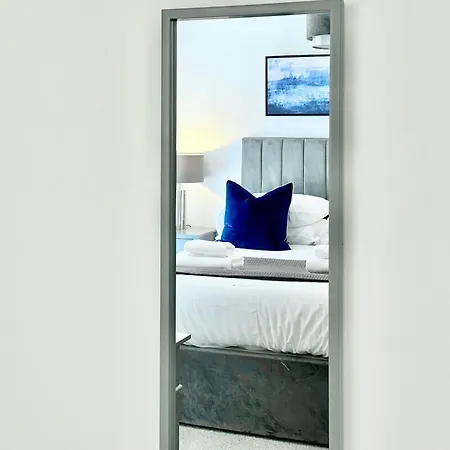 Icona Luxury Apartment With Minster Views & Allocated Parking York Exterior photo